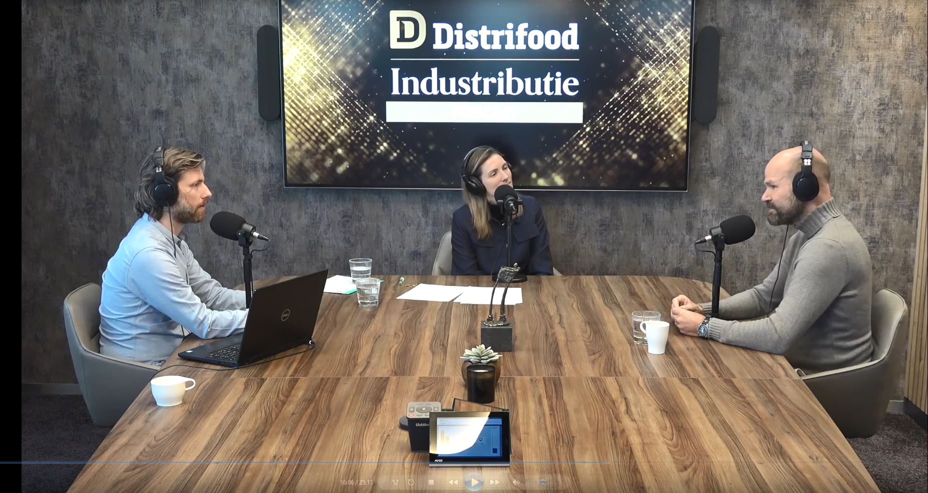 Industributie 2024, categorie Private Label Kruidenierswaren. Te gast genomineerde Marcel Pat van UCC Coffee. Still: Distrifood