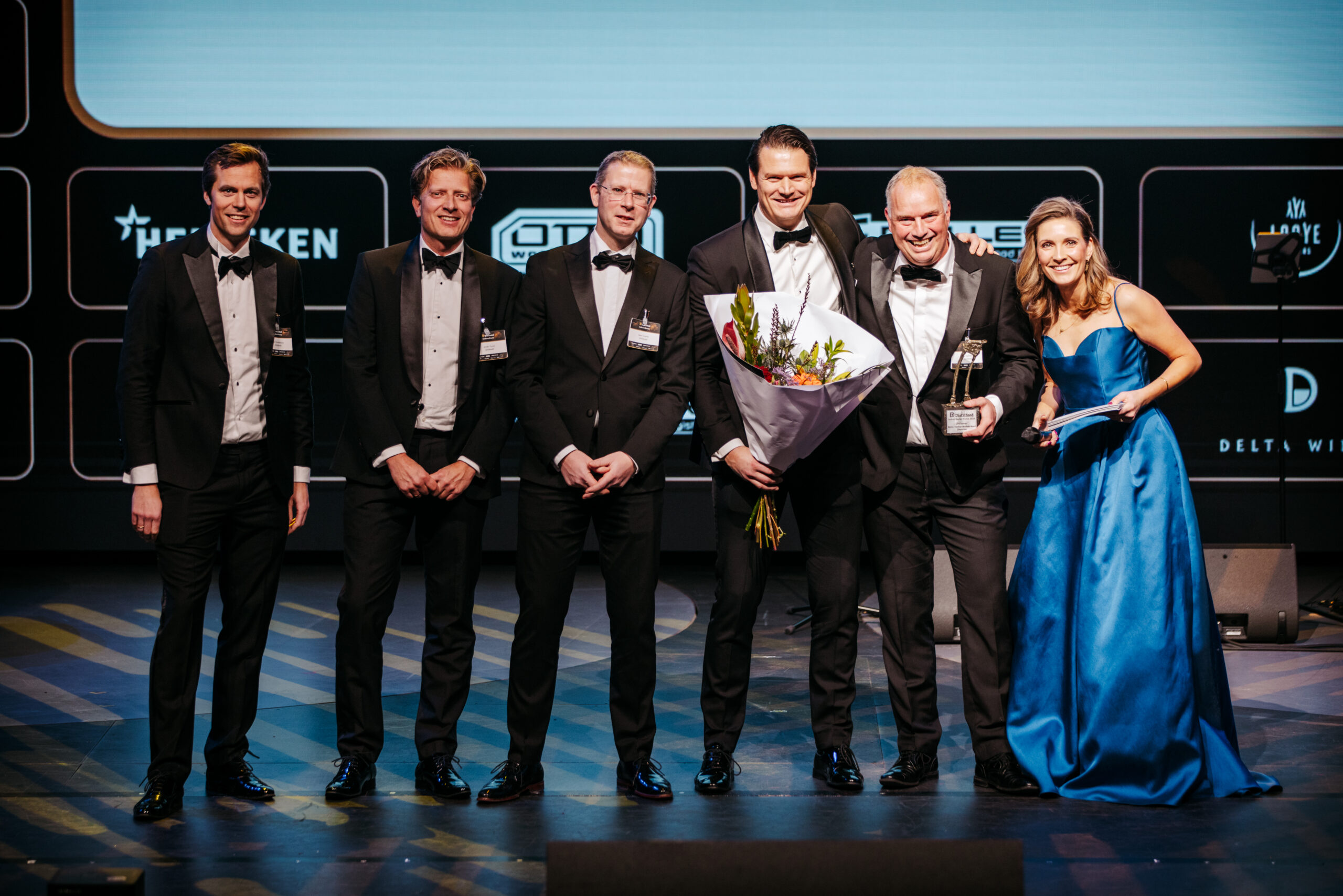 Van links naar rechts: Ralf Groot Baltink, Jeroen Turner, Daan Huijnen, Joost Houben, Mark Hanemaaijer en Annemarie Brüning. Beeld: Nathan Reinds.