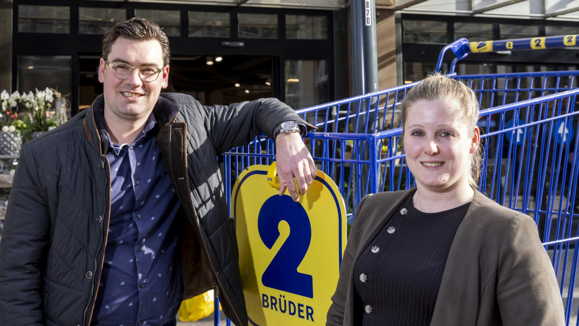 Michiel Backus, oud-eigenaar Backus aan de Grens en Juliette Snijders, general manager van Holland Food Group. Foto: Studio 38c