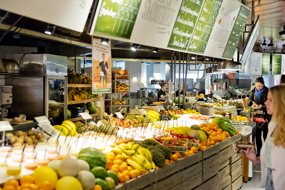 Klanten in een La Place-restaurant. Foto: La Place