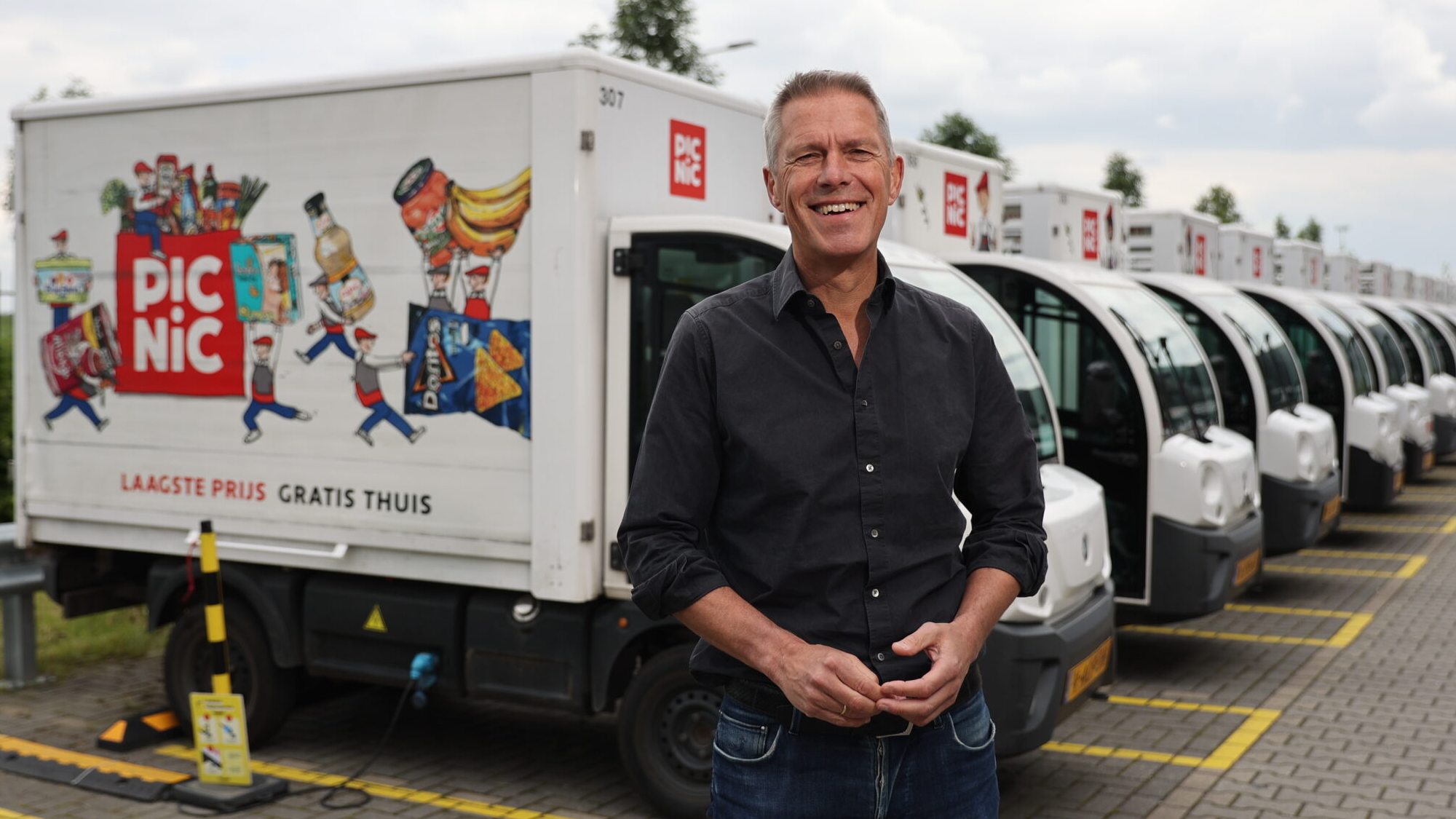 Picnic-medeoprichter Michiel Muller bij het fulfilment center in Berkel en Rodenrijs. Foto: Dennis Wisse