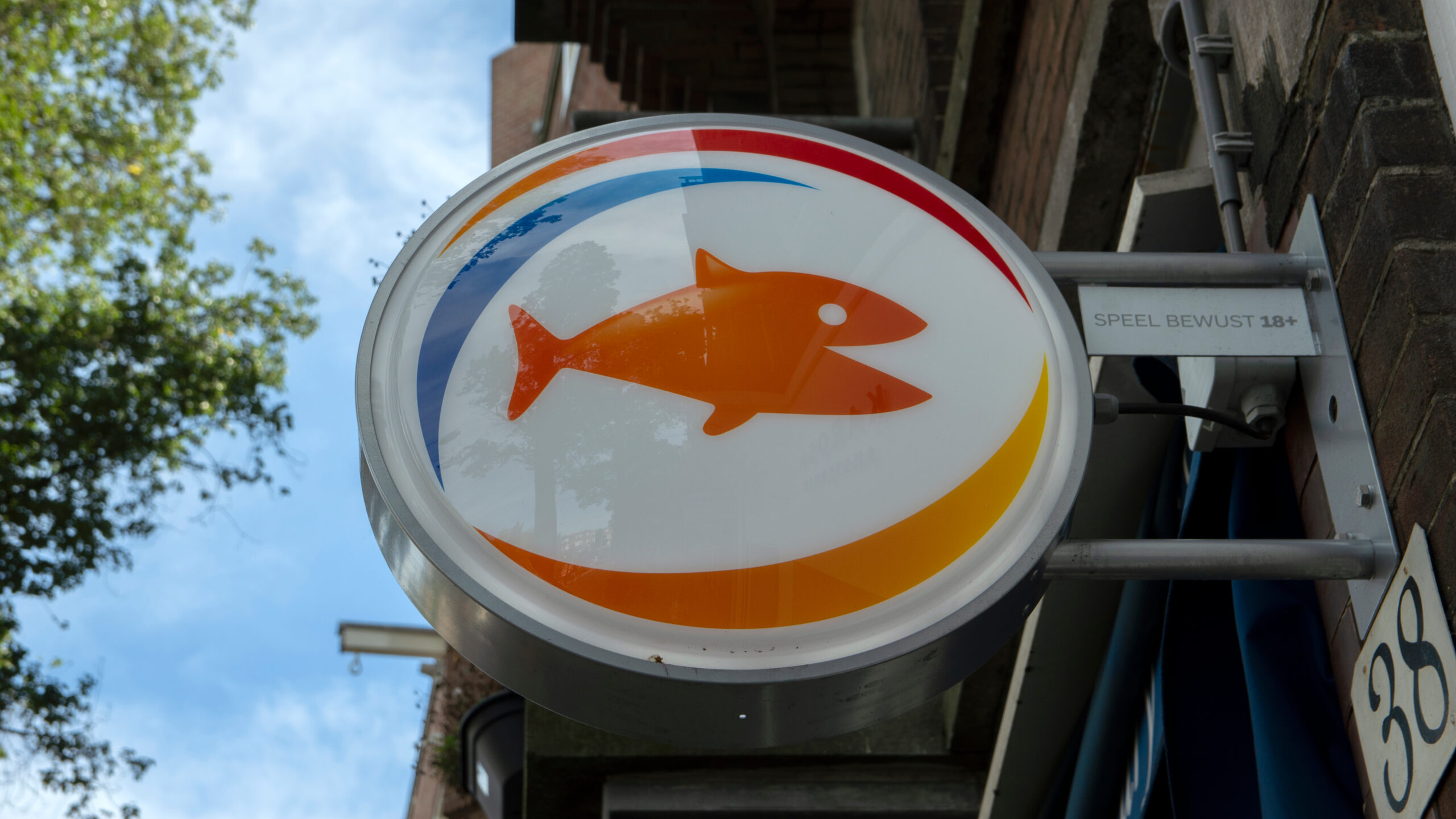 Een reclamebord voor de Staatsloterij. Foto:Shutterstock