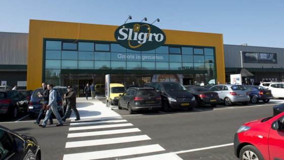 Exterieur van Sligro-vestiging in Maastricht. Foto: Distrifood