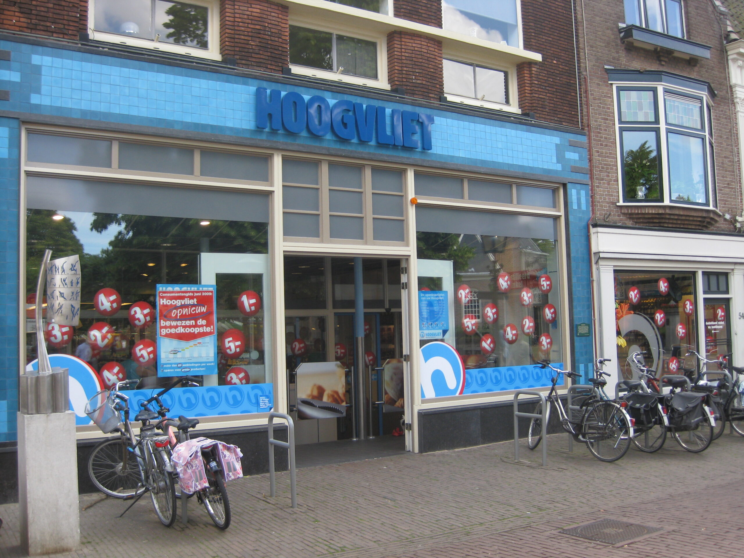 De Hoogvliet aan de Herenstraat in Voorburg die gesloopt wordt. Foto: Hoogvliet