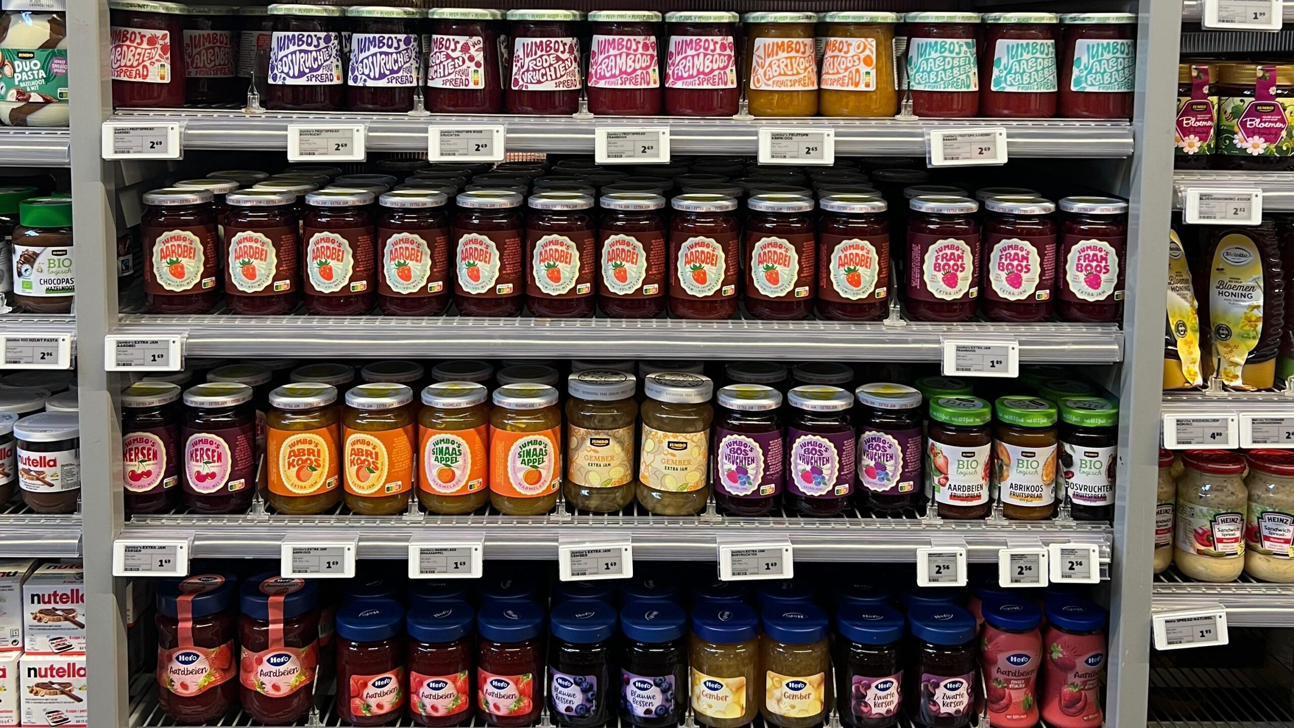 Jumbo's jam en fruitspreads. Foto: Distrifood