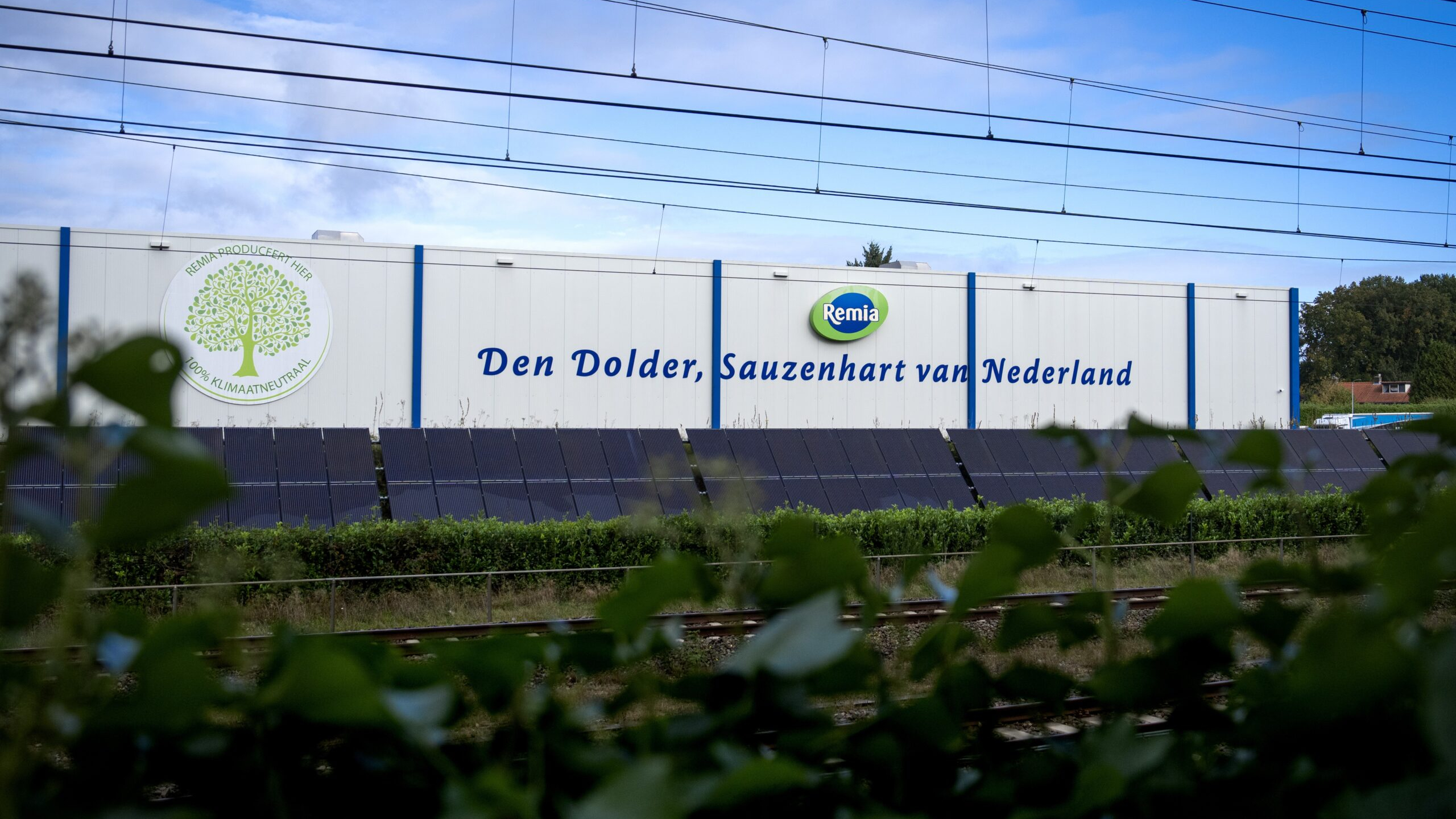 Exterieur van sauzenfabriek Remia in Den Dolder. Foto: ANP