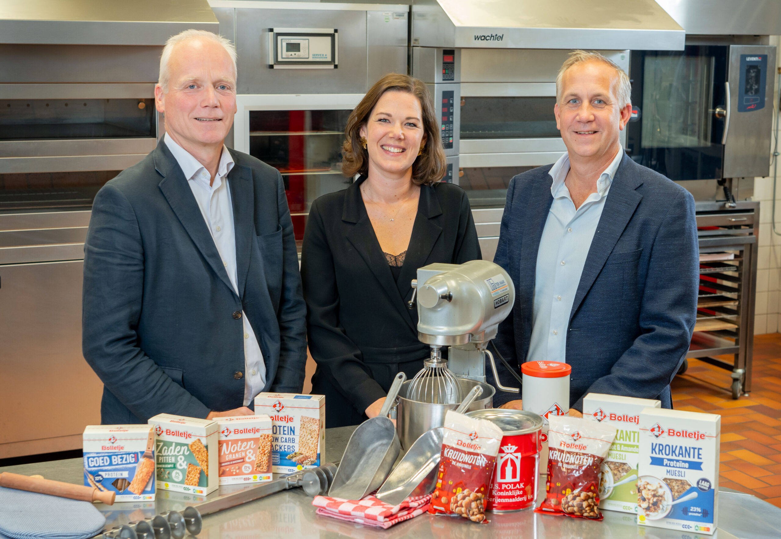 Export en Business Development Manager Frank Willemars, Marketing Manager Karlijn Ordelmans en Geert-Jan Zandbergen, 
Commercieel Directeur bij Bolletje.