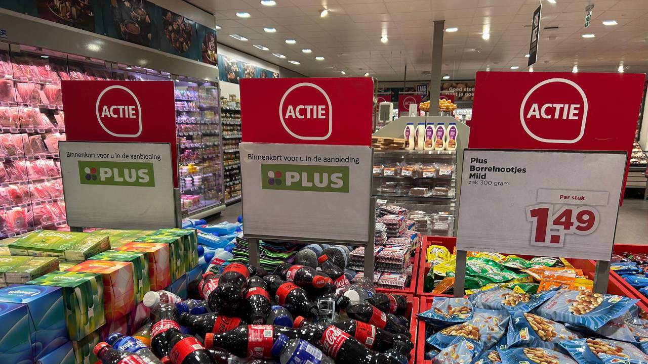 https://vmn-distrifood.imgix.net/uploads/2025/01/zaterdag-plus.jpg?auto=compress%2Cformat&fit=crop&h=720&q=50&w=1280