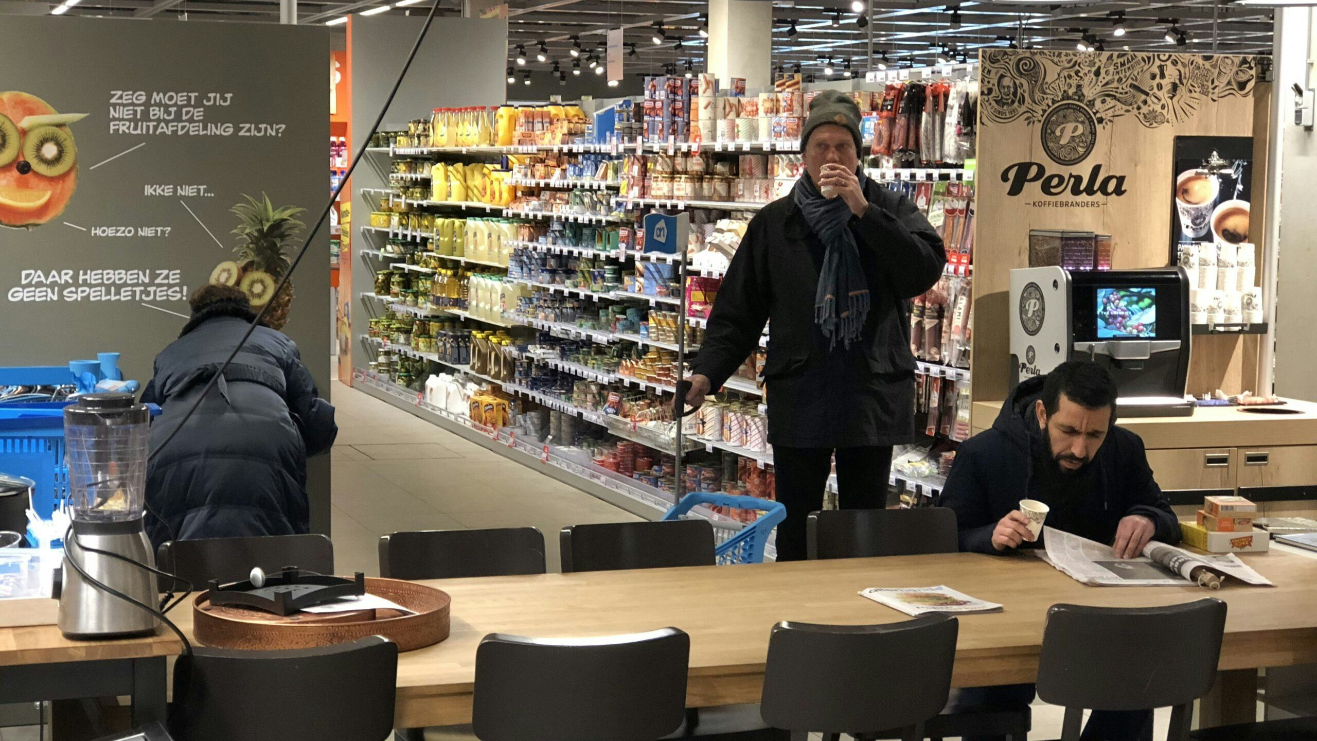 Een koffiehoek in een supermarkt, ter illustratie. Foto: ANP