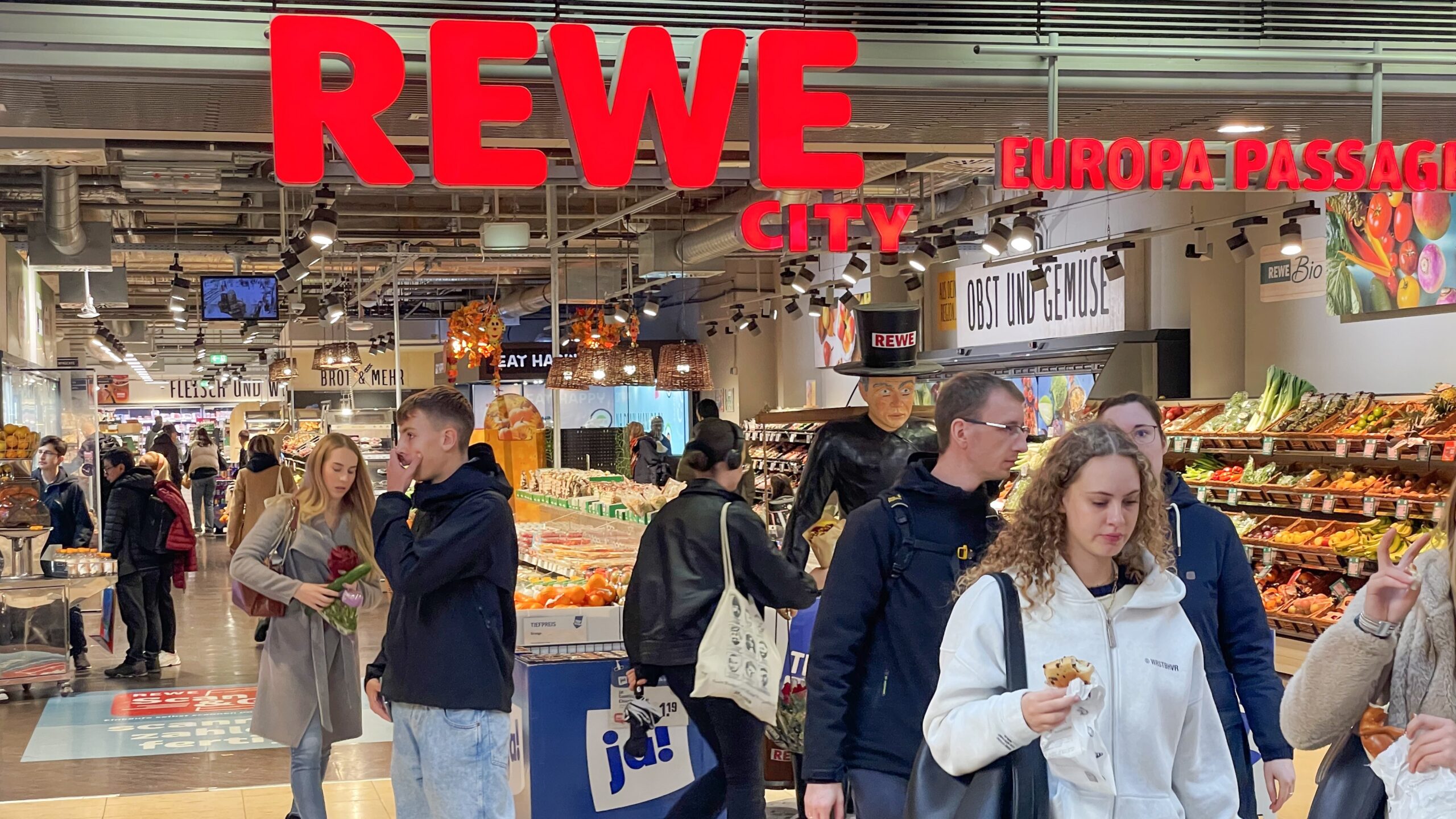 Een Rewe-supermarkt in Hamburg. Foto: ANP