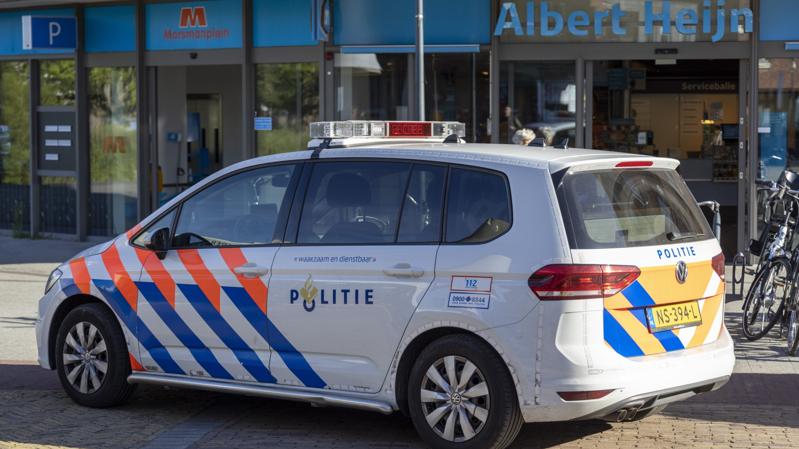 Politiewagen bij een AH, ter illustratie. Foto: ANP