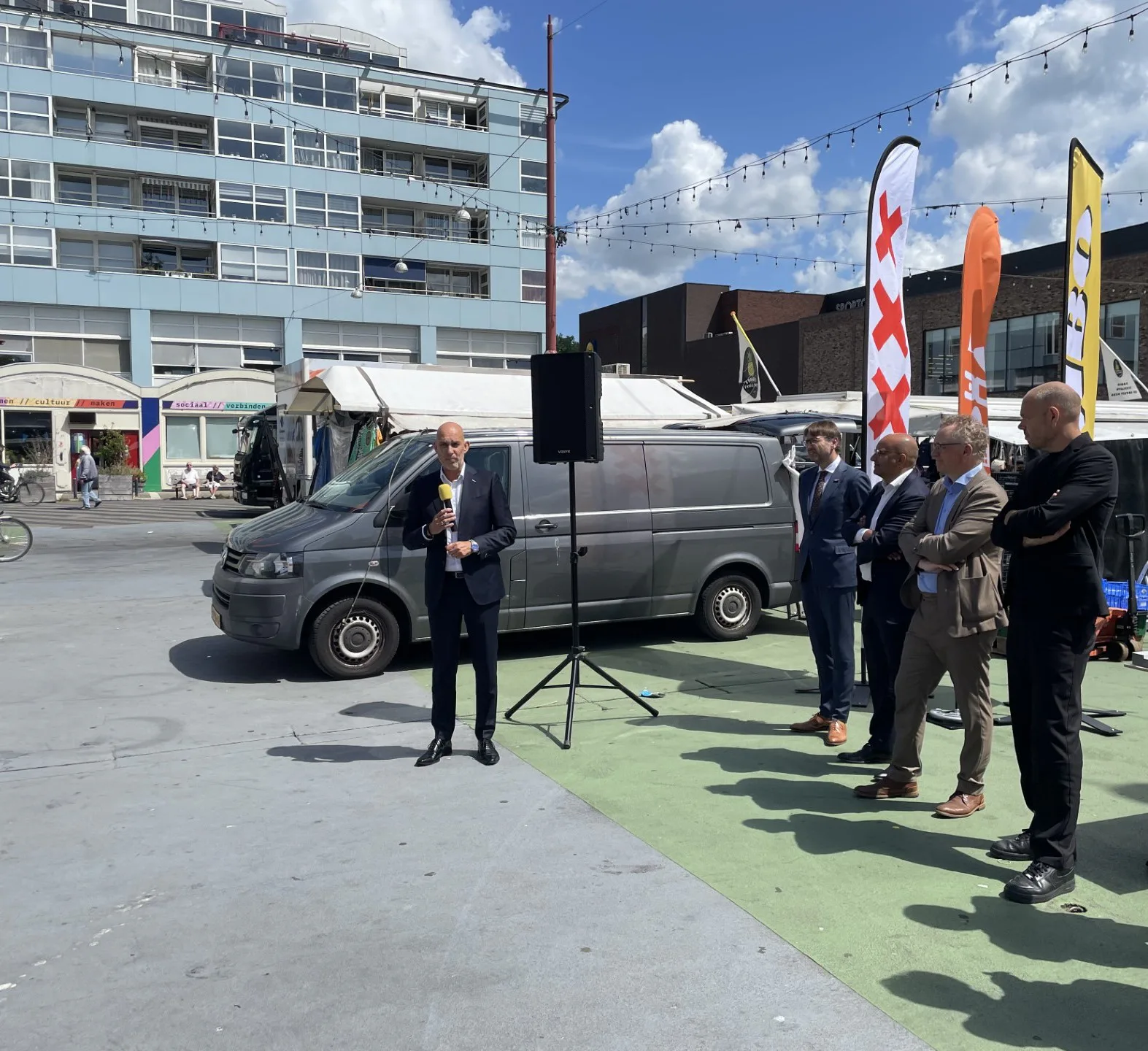 Jumbo-vastgoeddirecteur Marino Kamphuisin Amsterdam-Noord. Foto: Jumbo