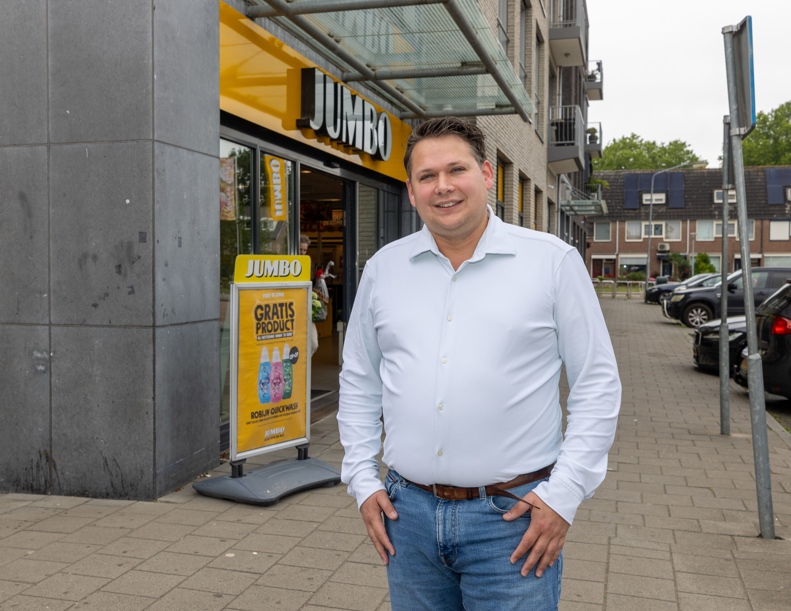 Jumbo-ondernemer Remco Bertens bezit nu drie winkels. Foto Peter Roek