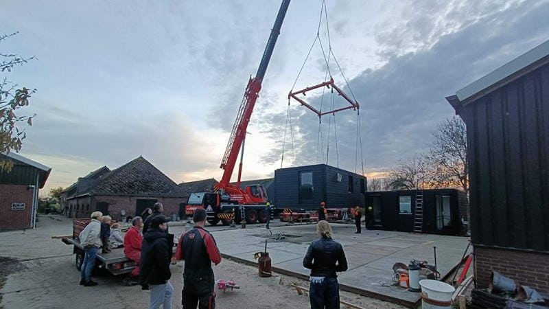 In Schipluiden verrijst de eerste kweekvleesboerderij ter wereld. Foto: Provincie Zuid-Holland