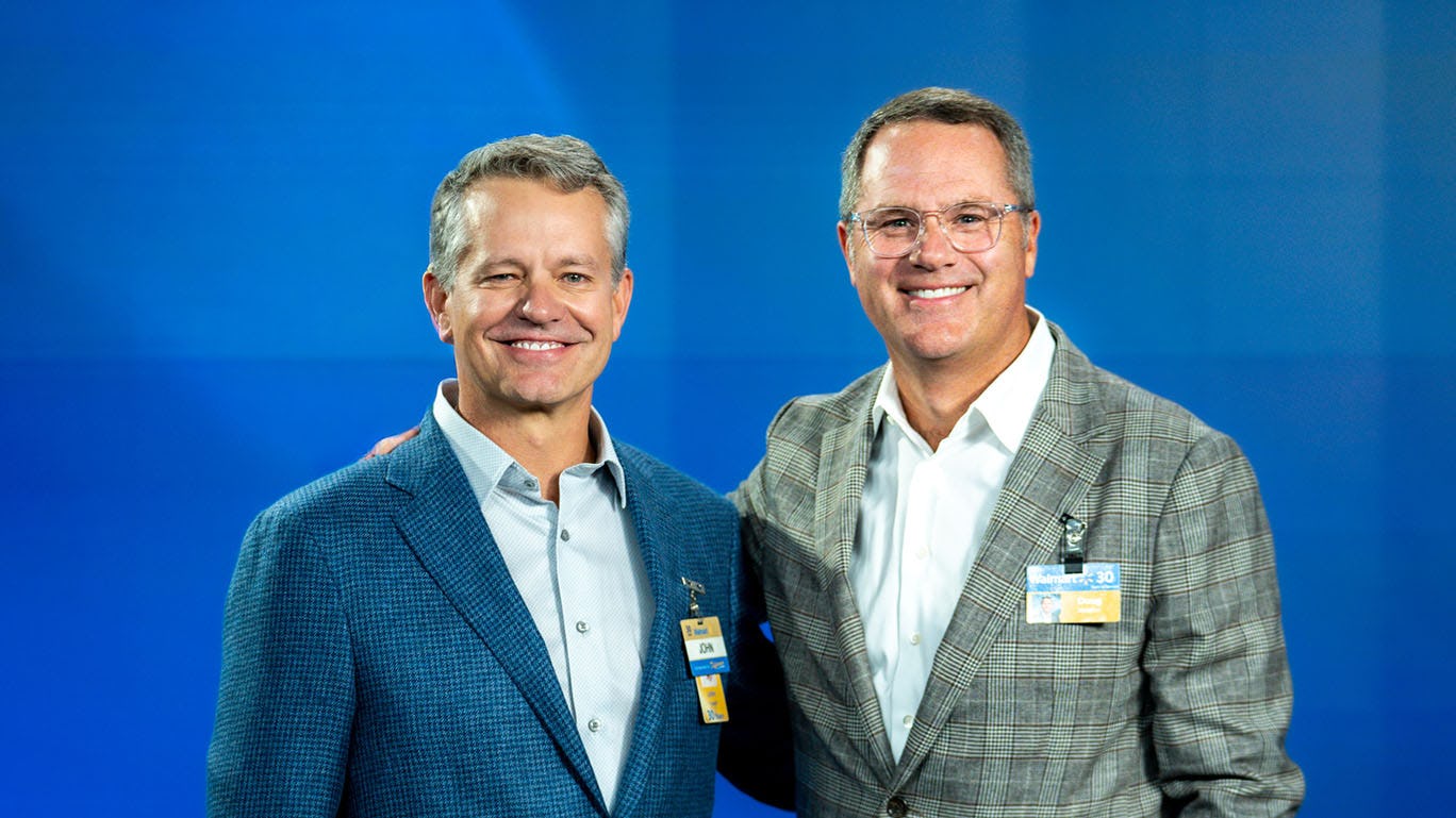 John Furner en Doug McMillon. Foto: Walmart