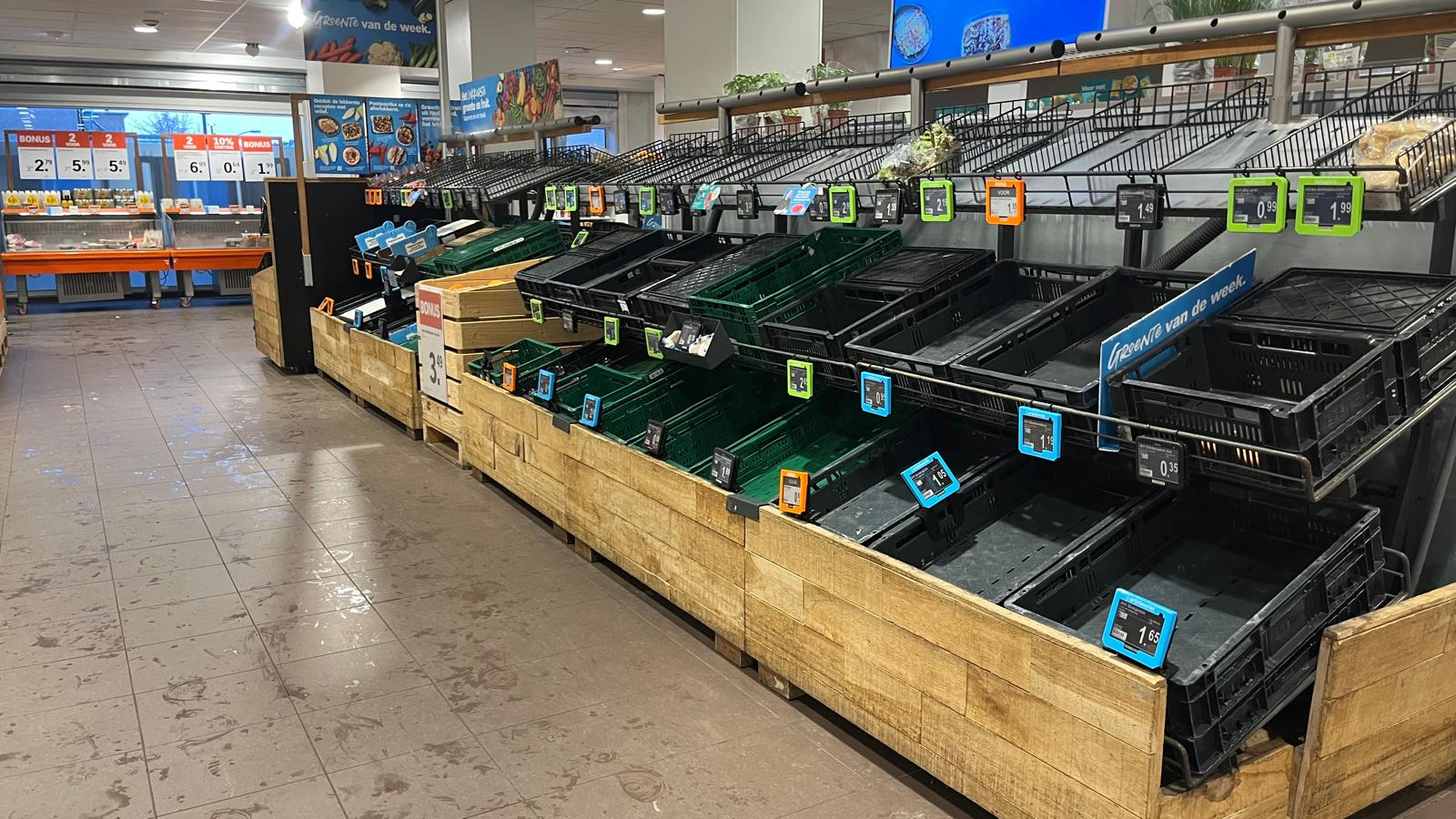 De lege agf-afdeling van de Albert Heijn in Maarssen. Foto: Distrifood