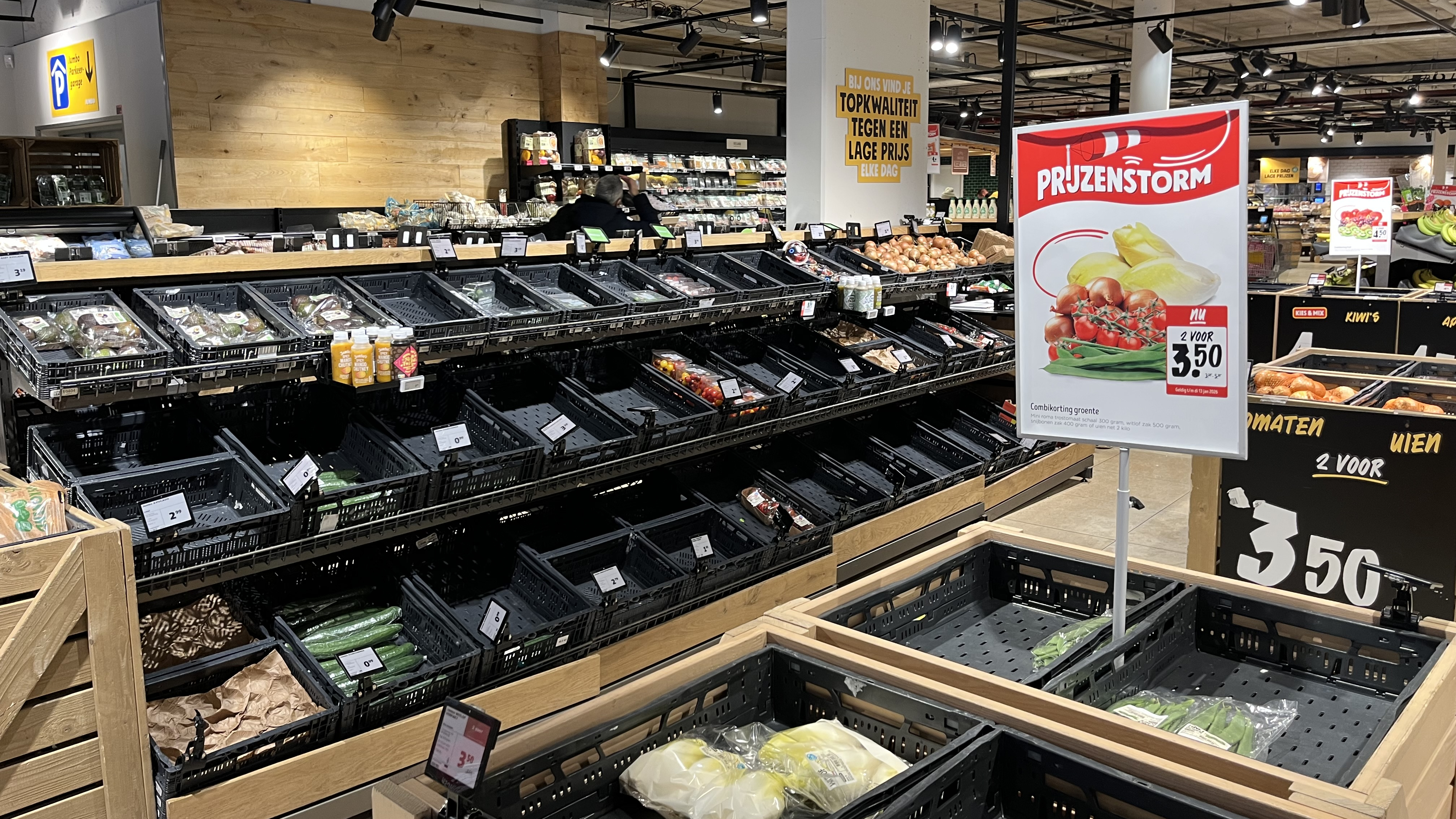 Jumbo Merelstraat Utrecht heeft in de ochtend van 7 januari 2026 lege schappen. Foto: Distrifood