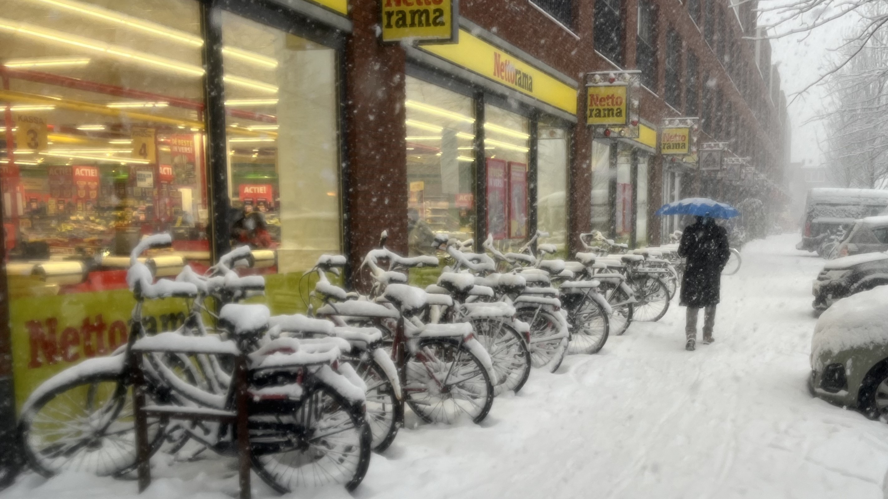 Nettorama Utrecht in de sneeuw. Foto: Distrifood