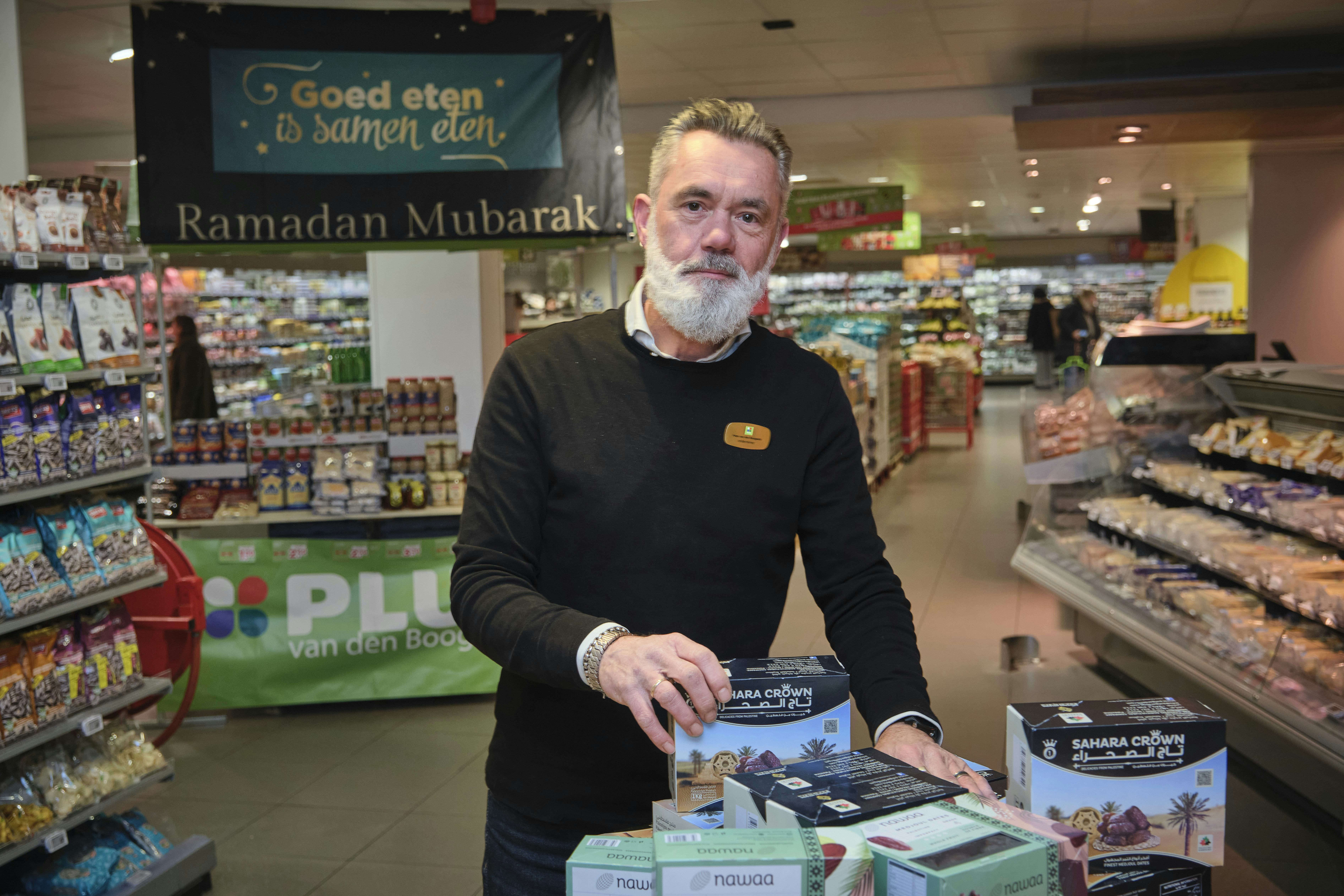 Foto Fred Libochant Fotografie

Gouda / Plus Peter van den Boogaard / ramadan assortiment