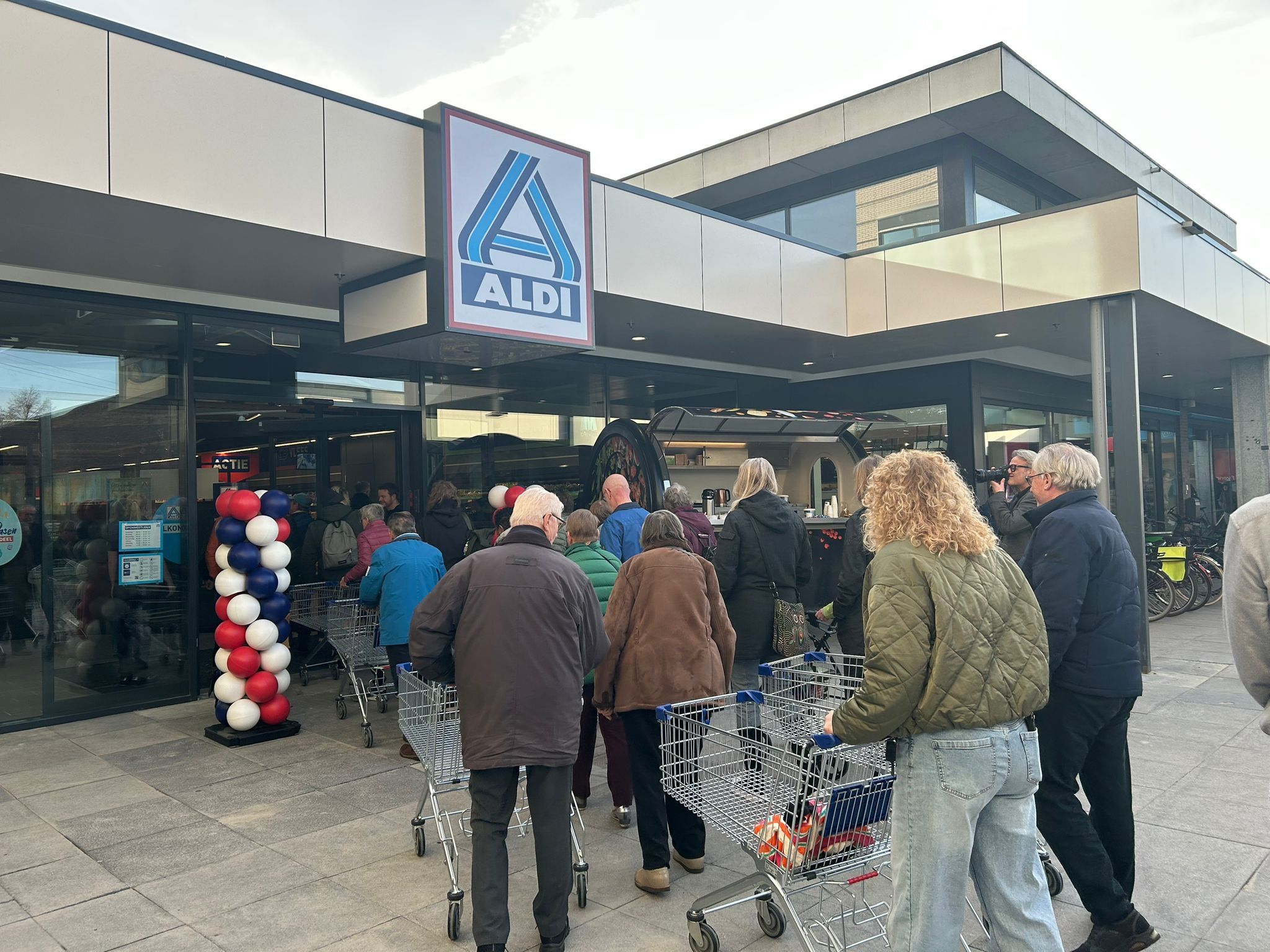 Aldi in winkelcentrum Vredeveld in Assen is heropend. Foto: Linkedin / Aldi Vastgoed
