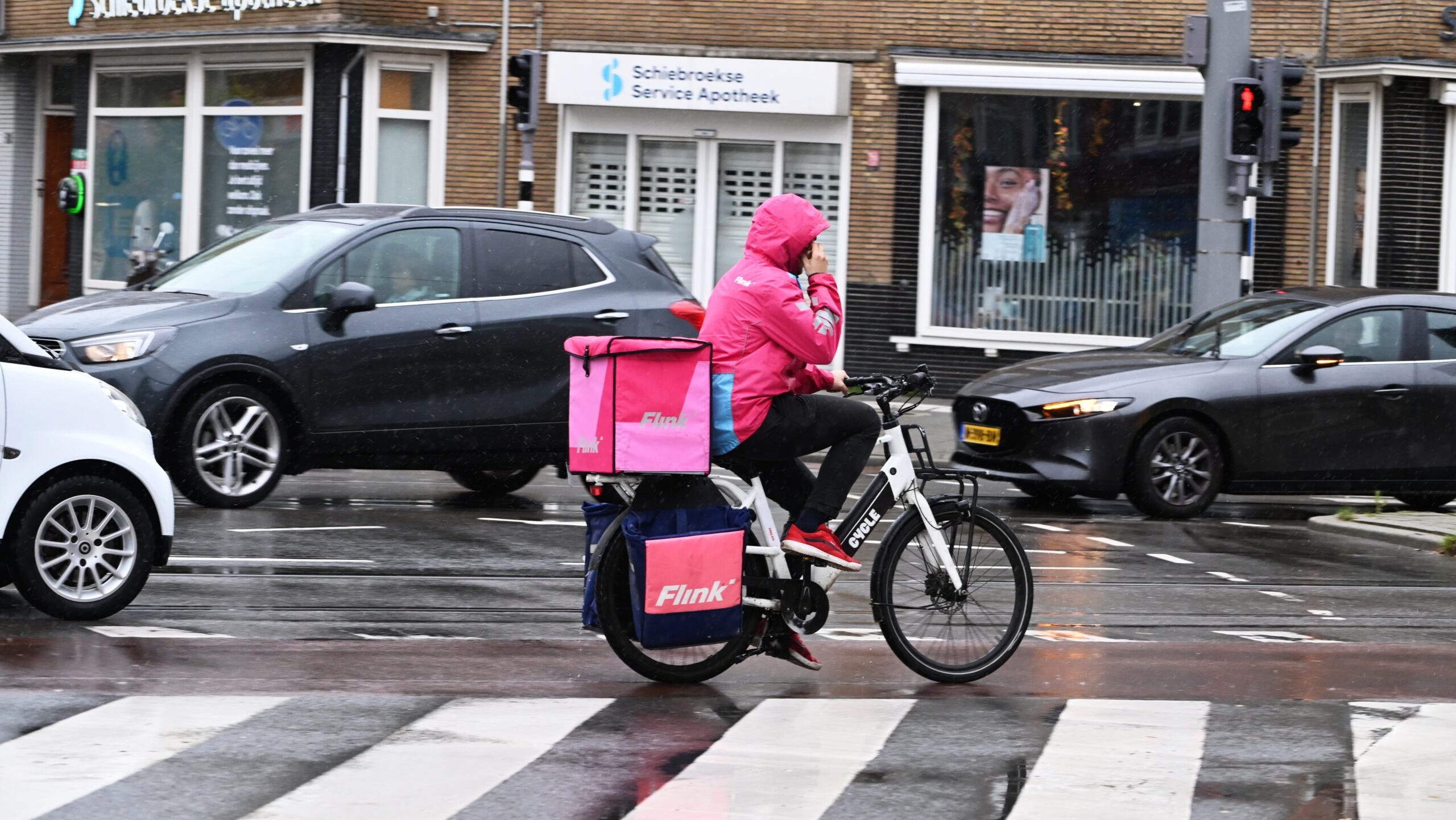 Een flitsbezorger van Flink in Rotterdam. Foto: ANP
