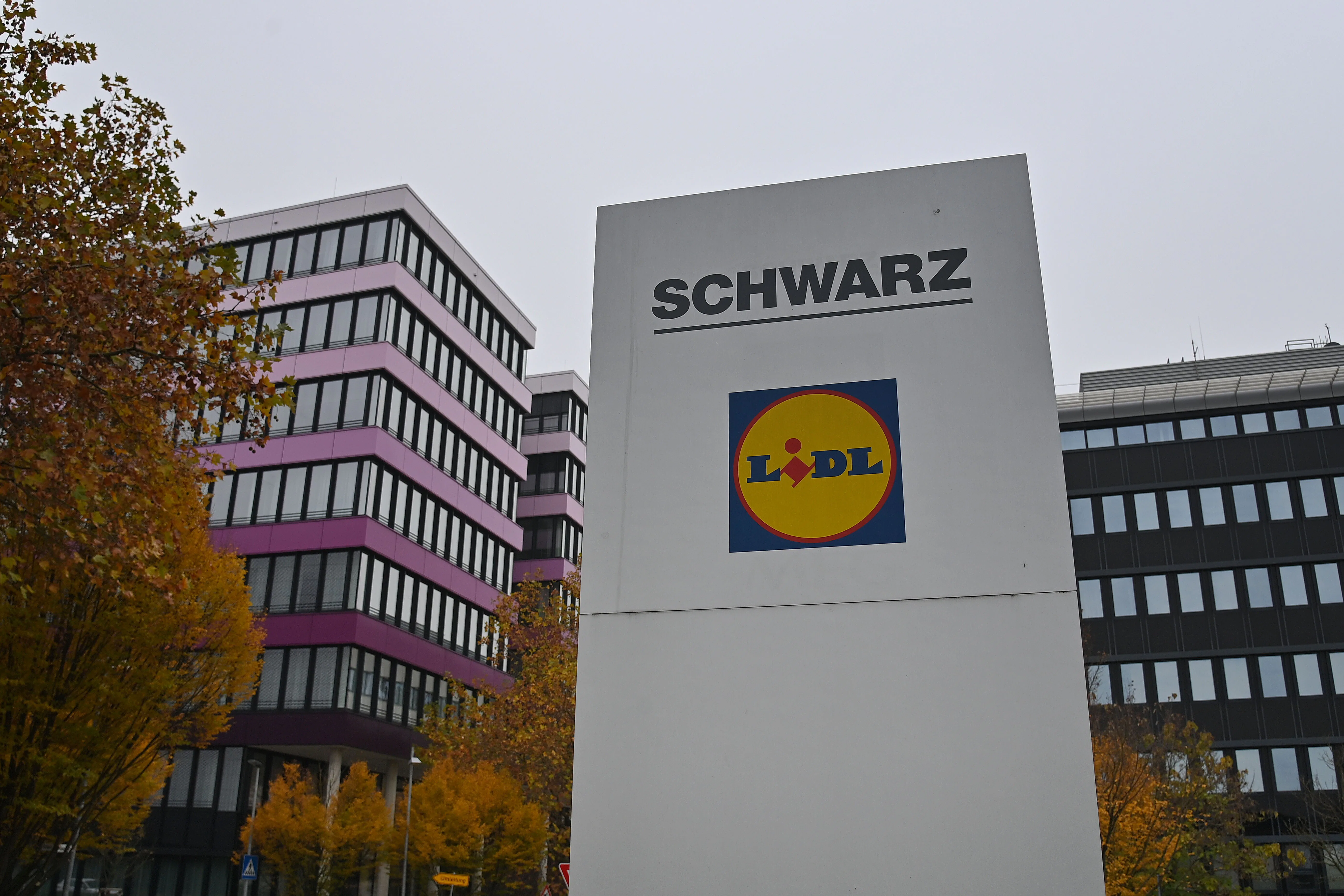 Exterieur hoofdkantoor Schwarz Gruppe in het Duitse Neckarsulm. Foto: ANP