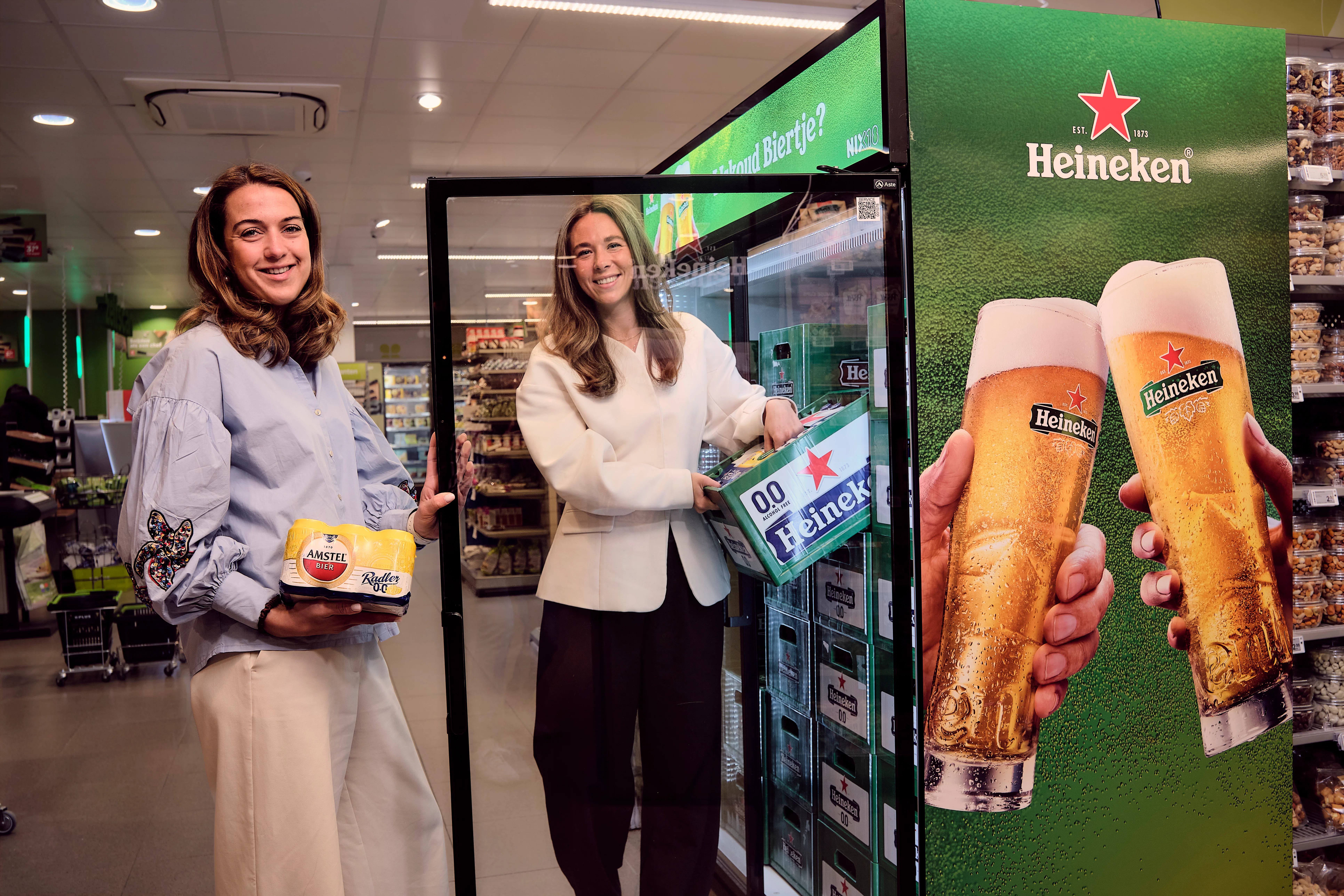 Judith van der Meijden en Simone Kersten.