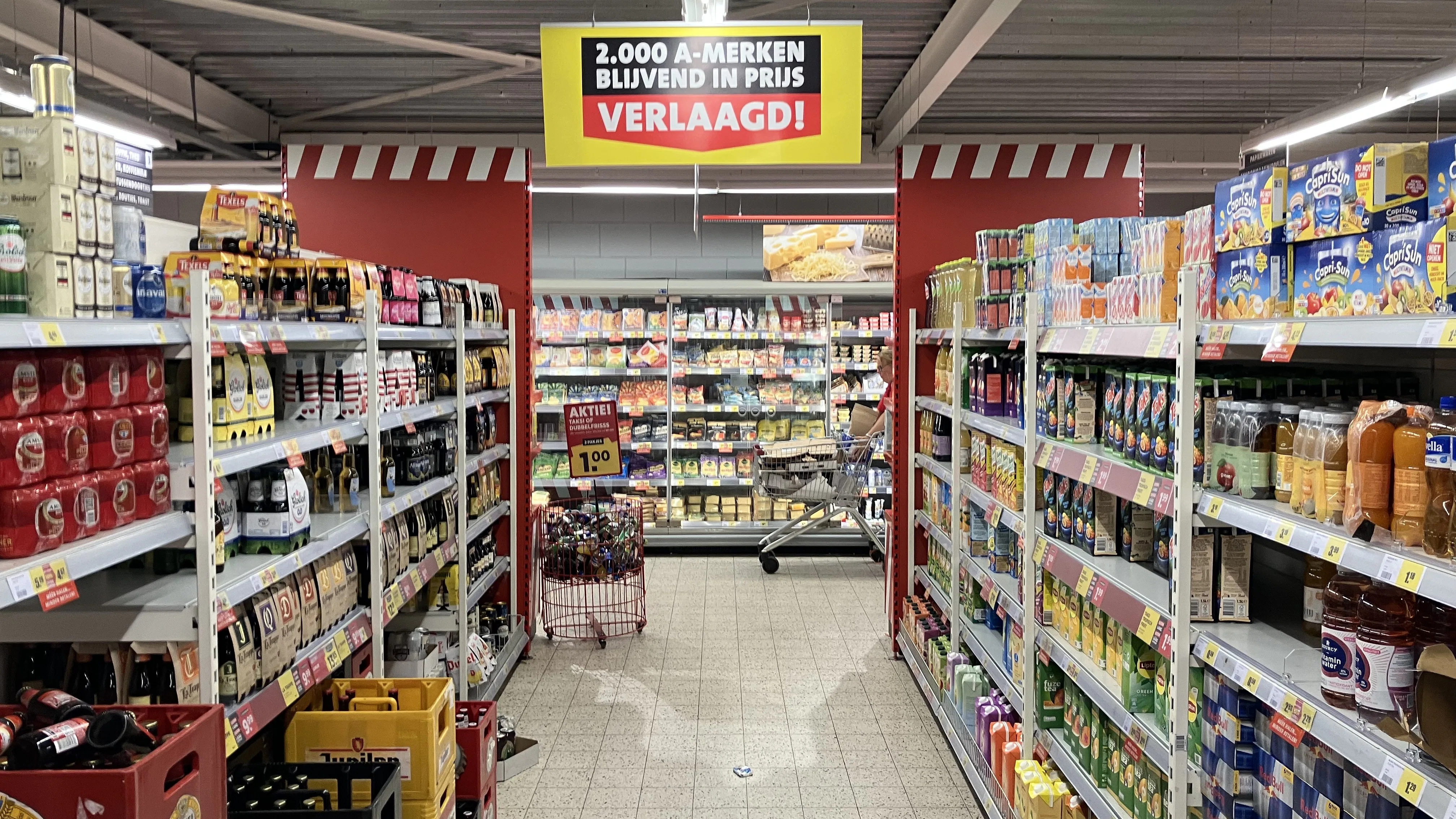 Boni Odijk met de van Nettorama bekende signing: '2000 A-merken blijvend in prijs verlaagd!' - Foto: Distrifood