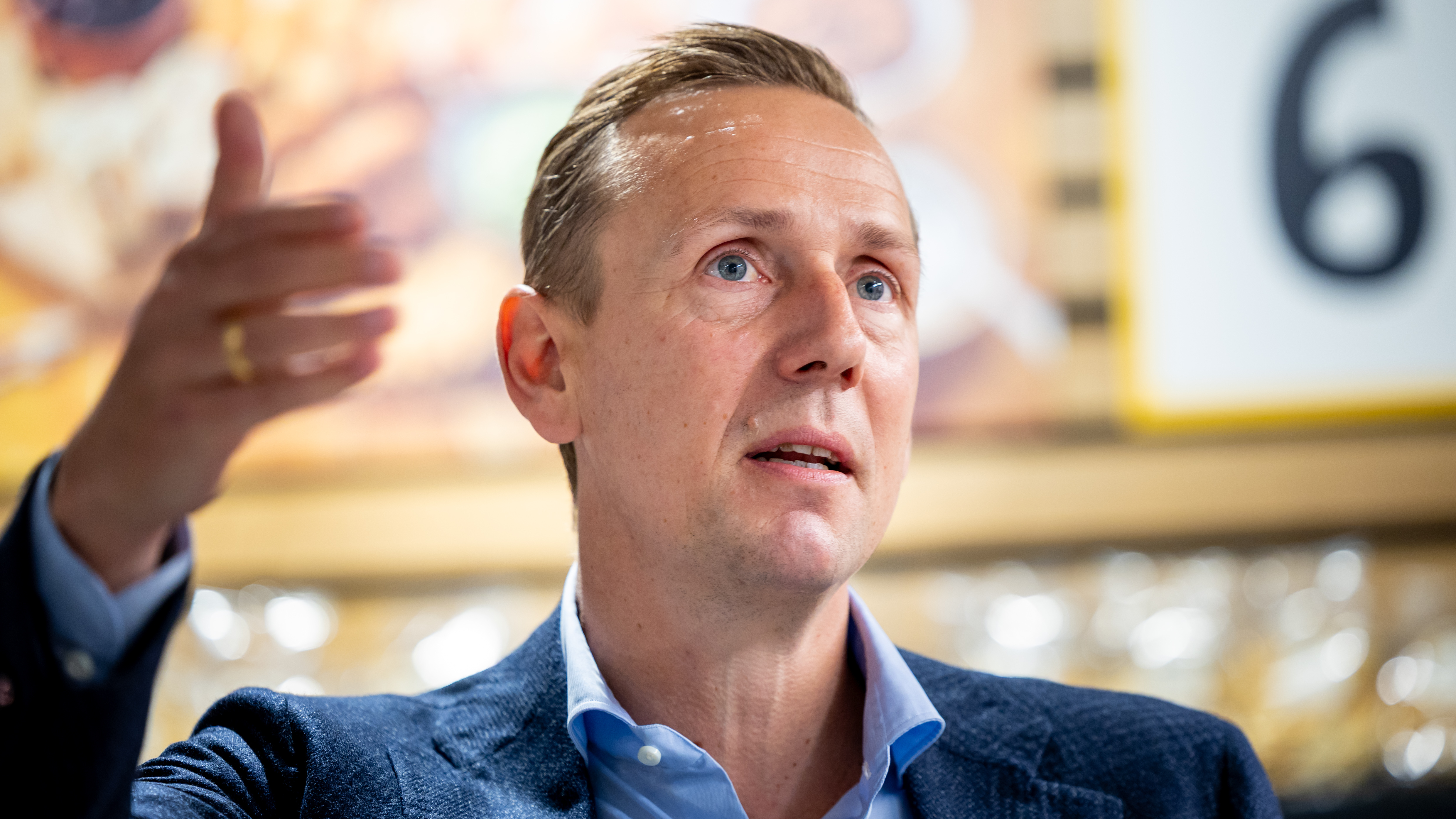 Niet te missen: Interview Jesper Højer en harde Albert Heijn-clash