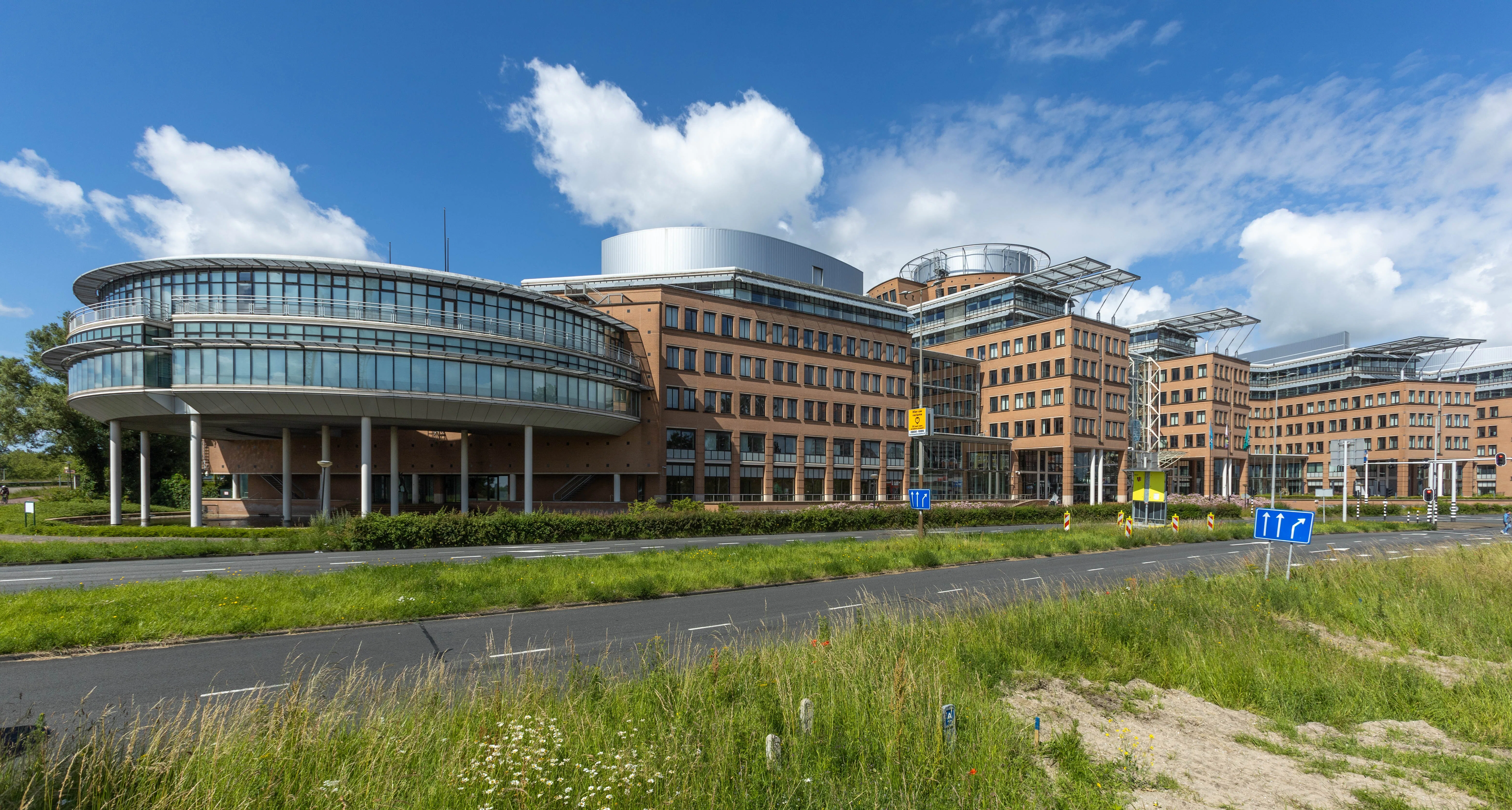 Het hoofdkantoor van Albert Heijn en Ahold Delhaize in Zaandam. Foto: Shutterstock